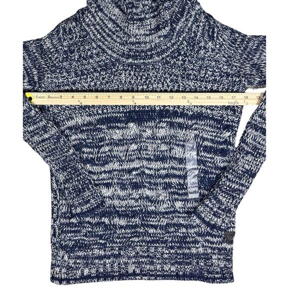 Guess‎ Women’s Sweater Marled Cowl Neck Chunky Cable Knit Small Navy/White New - Picture 6 of 9